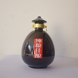 内江喷釉小酒瓶