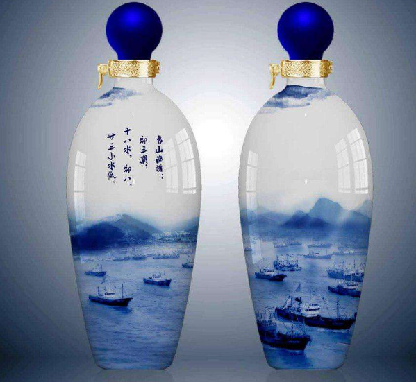 泸州陶瓷酒瓶.png